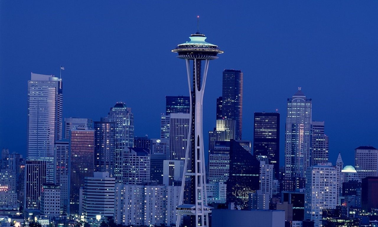 space-needle-seattle-washington-cityscape