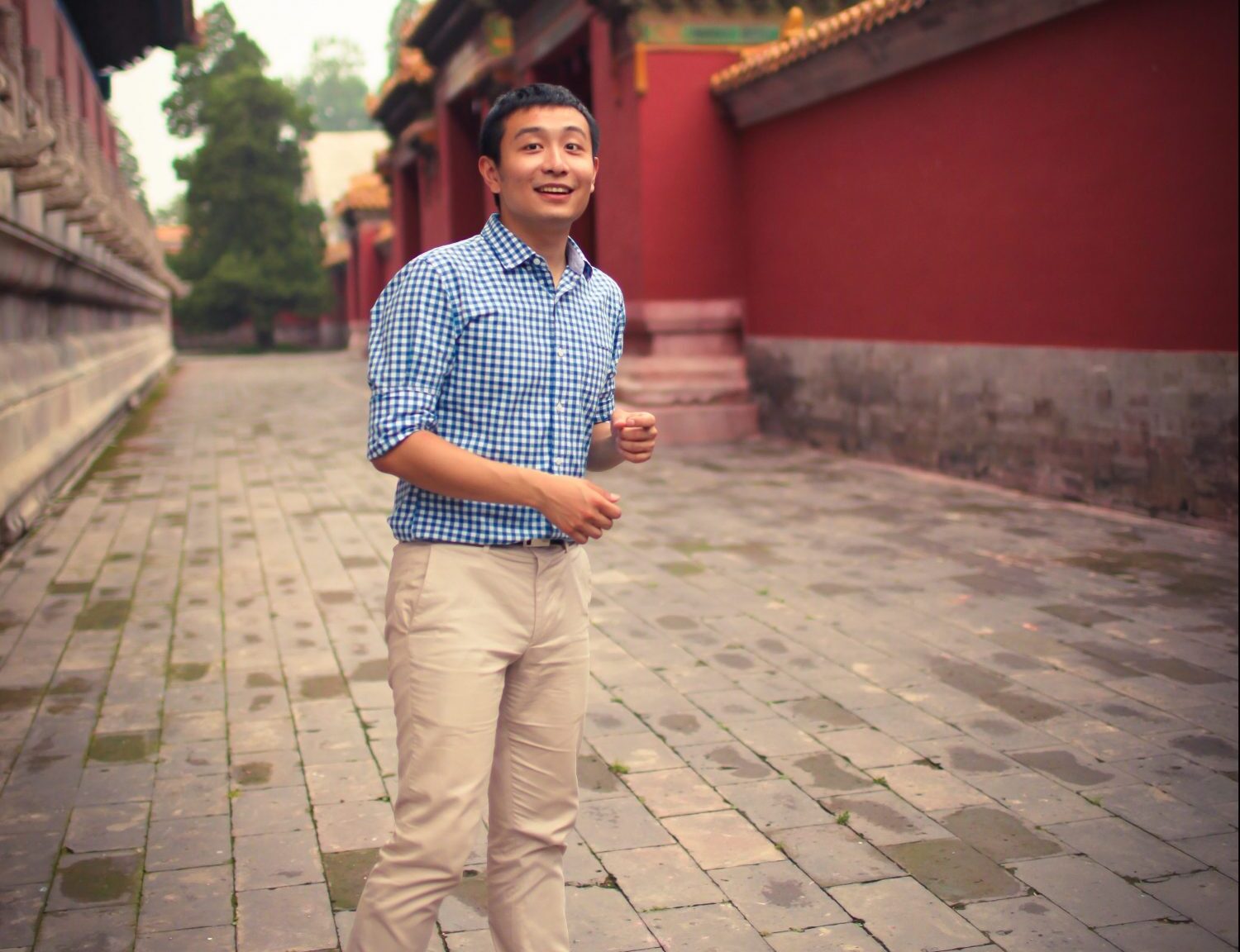 Yizhou Jin