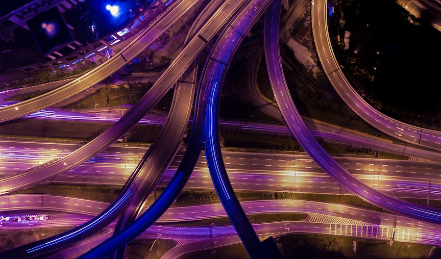 Highway roads diverging