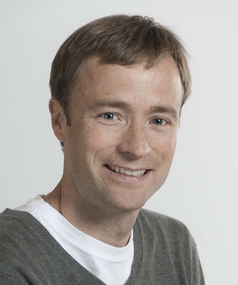 Jevin West headshot